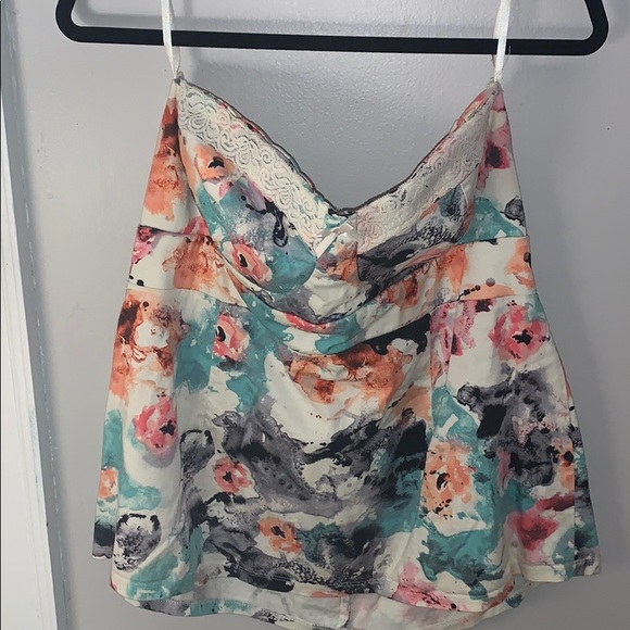 Torrid peplum too - Picture 1 of 2